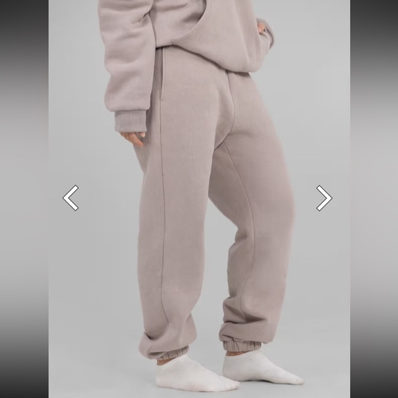 🌸NWT COMFRT Signature Hoodie & Sweatpants SET - Picture 3 of 9